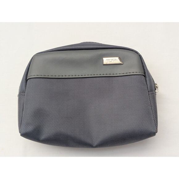 EMPTY Tumi for Delta One Toiletry Bag Gray Nylon Business Class Travel Pouch - Picture 1 of 8
